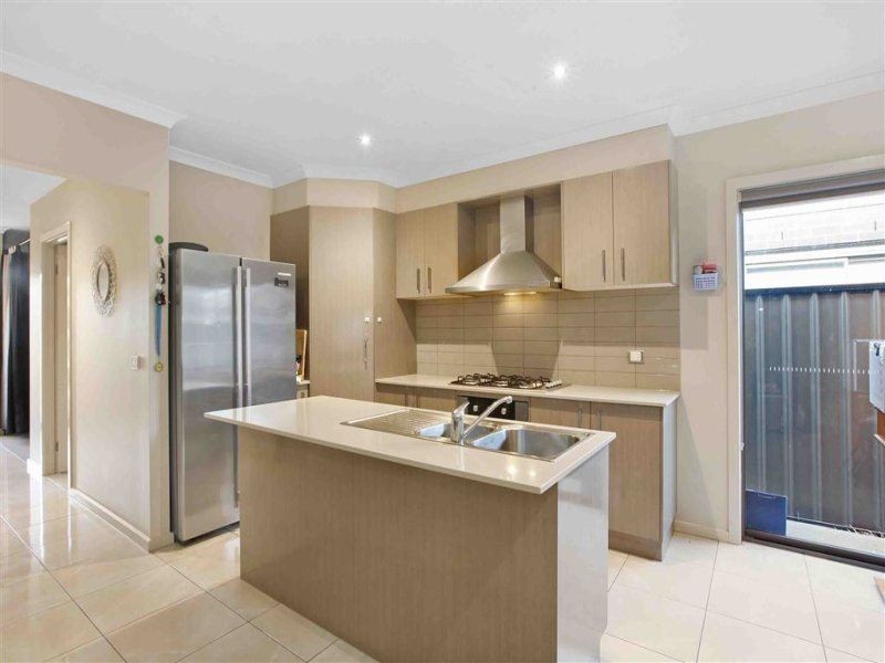 12 Gunther Way, Wollert VIC 3750