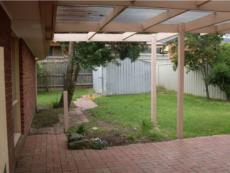 70 Prince Of Wales Avenue, Mill Park VIC 3082