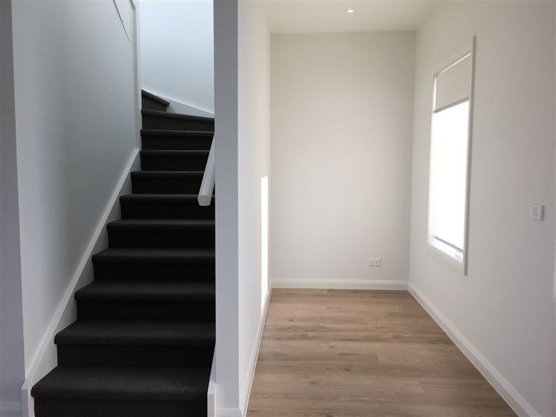 2/7 Poplar Street, Thomastown VIC 3074