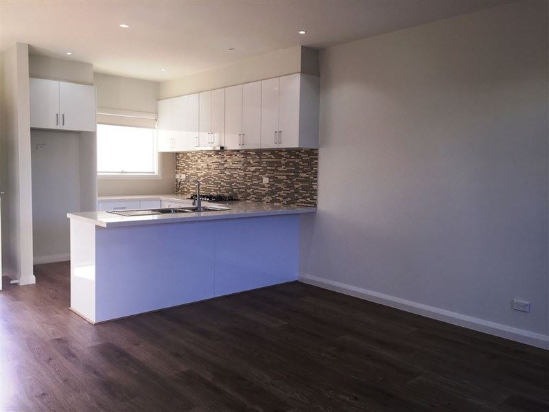 2/7 Poplar Street, Thomastown VIC 3074