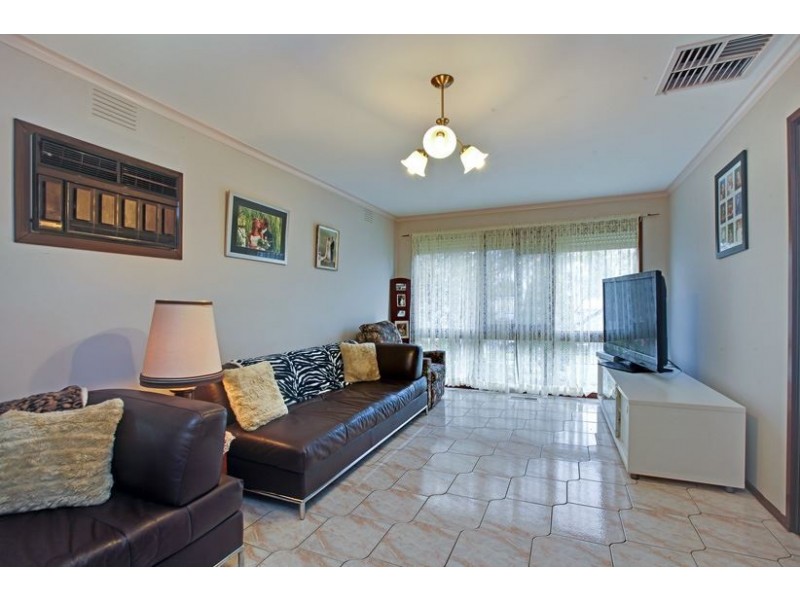 13 Kerang Place, Thomastown VIC 3074