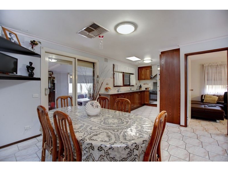 13 Kerang Place, Thomastown VIC 3074