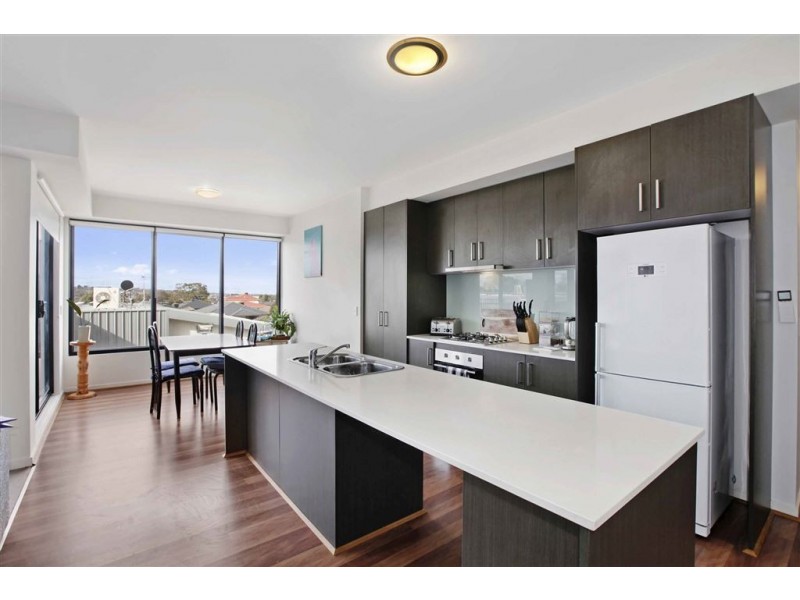 206/82 Epping Road, Epping VIC 3076