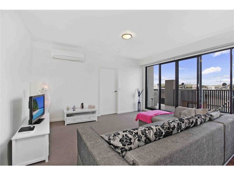 206/82 Epping Road, Epping VIC 3076