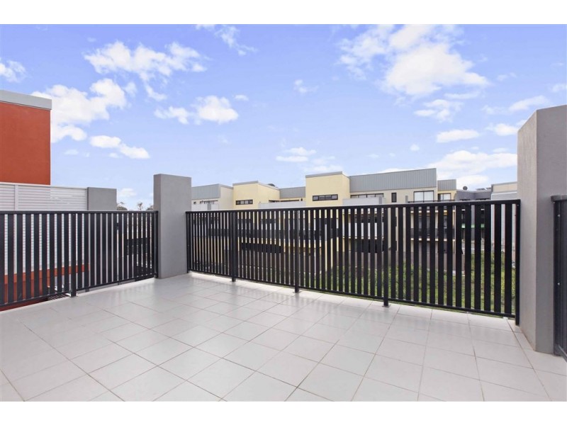 206/82 Epping Road, Epping VIC 3076