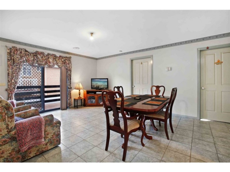 15 Ester Drive, Mill Park VIC 3082