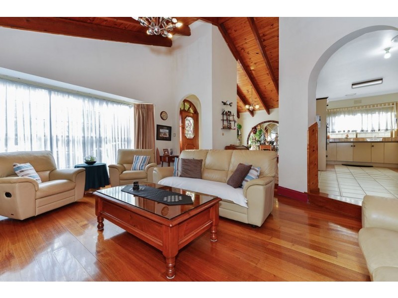 17 Howell Street, Lalor VIC 3075