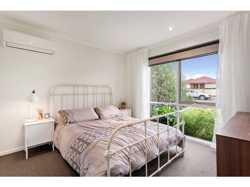 27 Strickland Avenue, Mill Park VIC 3082