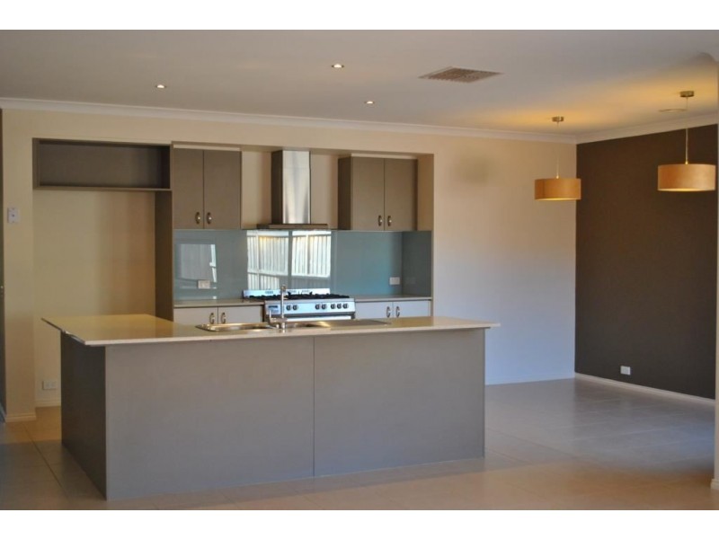 55 Bellini Way, Mernda VIC 3754