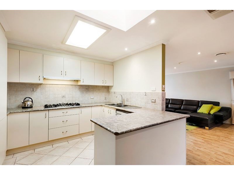 47 Kellaway Crescent, Mill Park VIC 3082