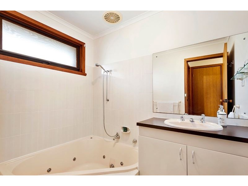 1 Asquith Court, Epping VIC 3076