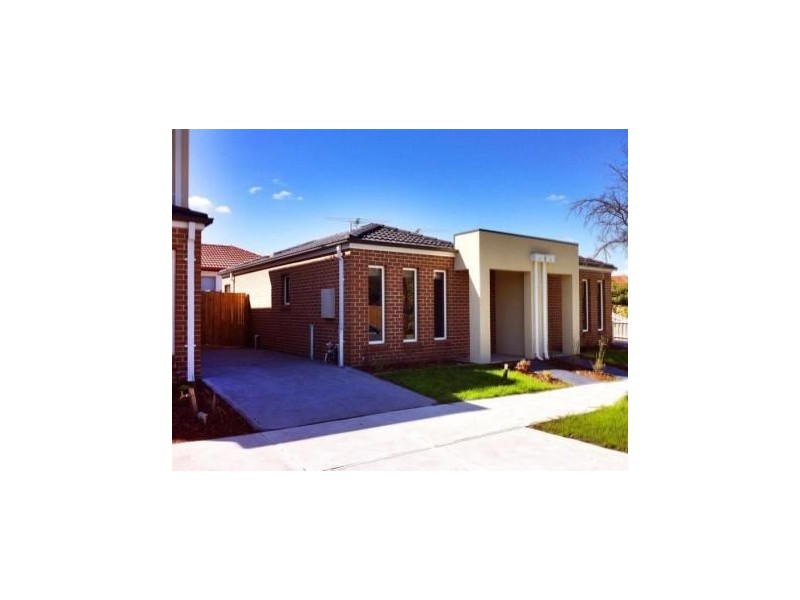38 Valerie Street, Lalor VIC 3075
