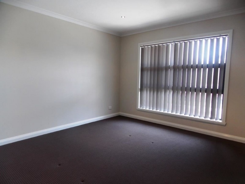 7 Knightsbridge Drive, Epping VIC 3076