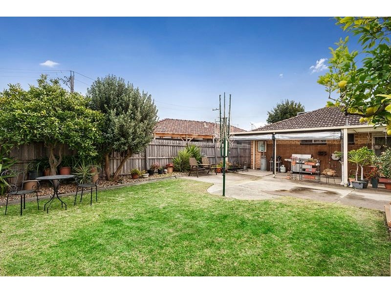 132 Dalton Road, Thomastown VIC 3074