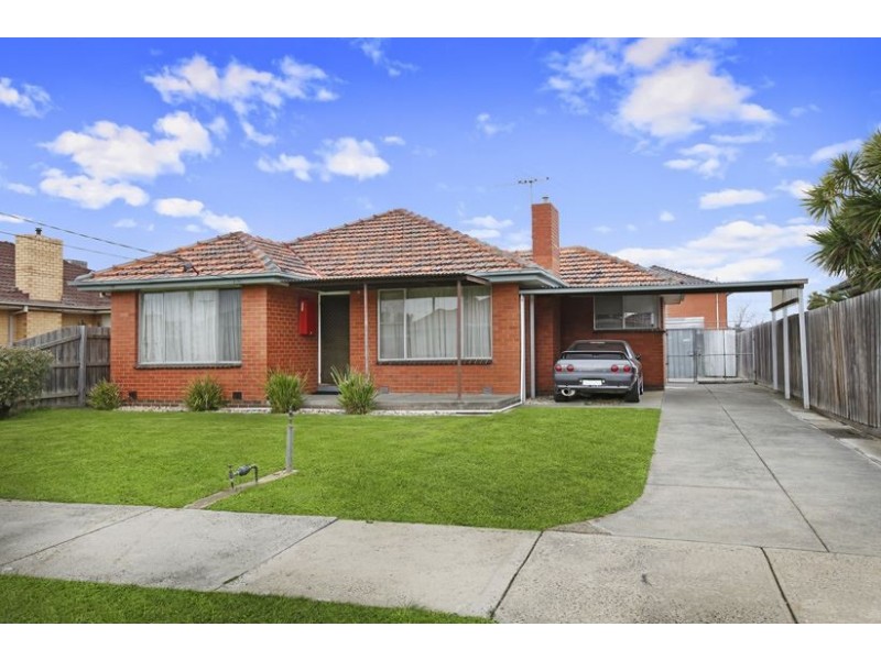 15 Chapman Avenue, Thomastown VIC 3074