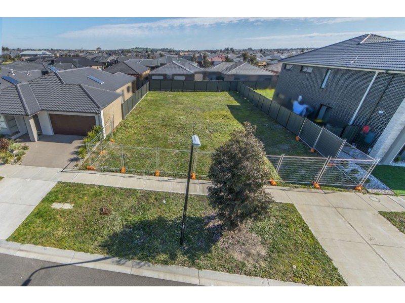 39 Riverway View, Craigieburn VIC 3064