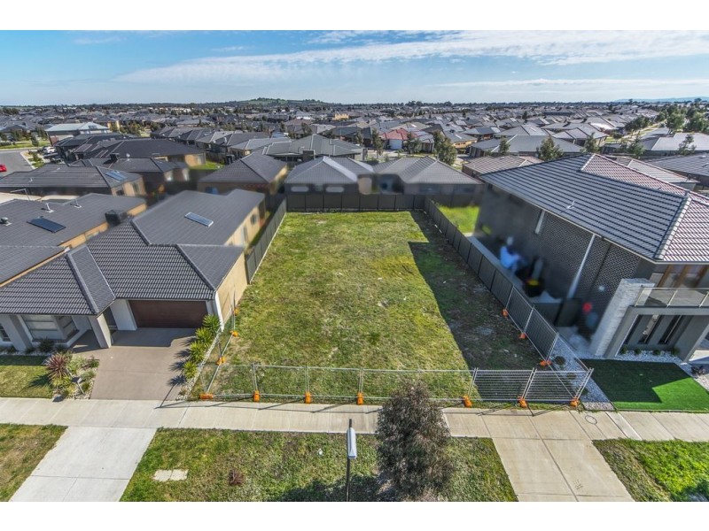39 Riverway View, Craigieburn VIC 3064