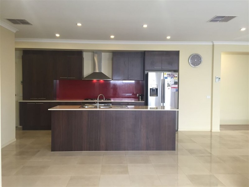 15 Muller Street, Epping VIC 3076