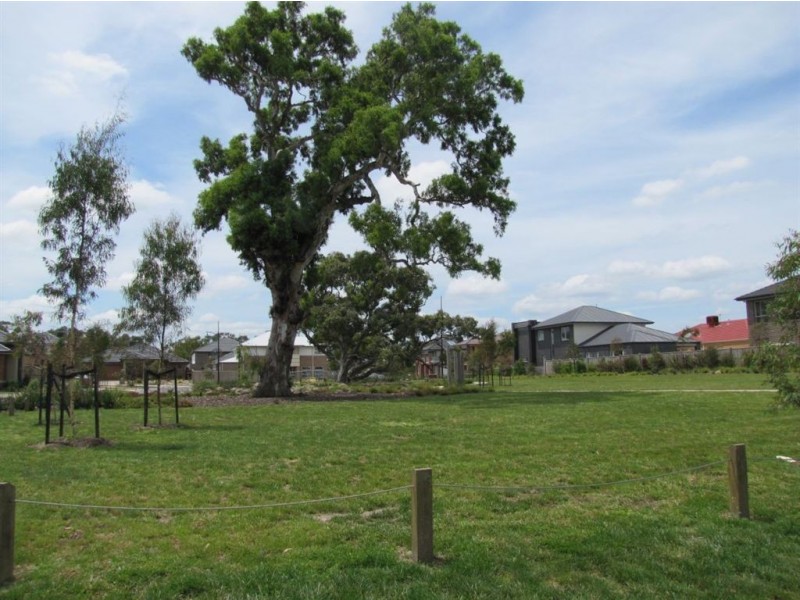 11/9A Highgate Hill, Epping VIC 3076