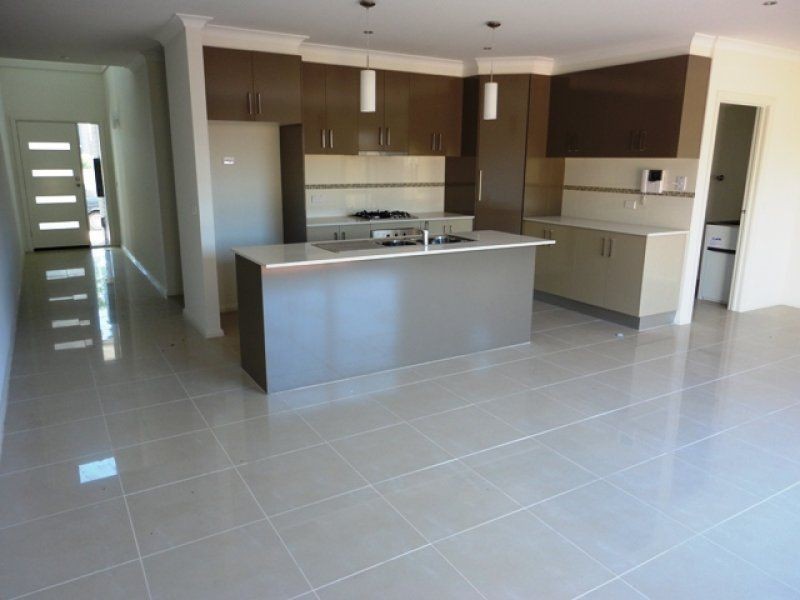 11/9A Highgate Hill, Epping VIC 3076