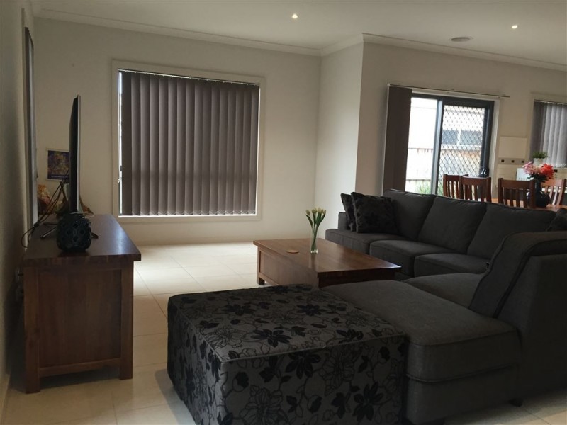 22 Mayflower Mews, Epping VIC 3076