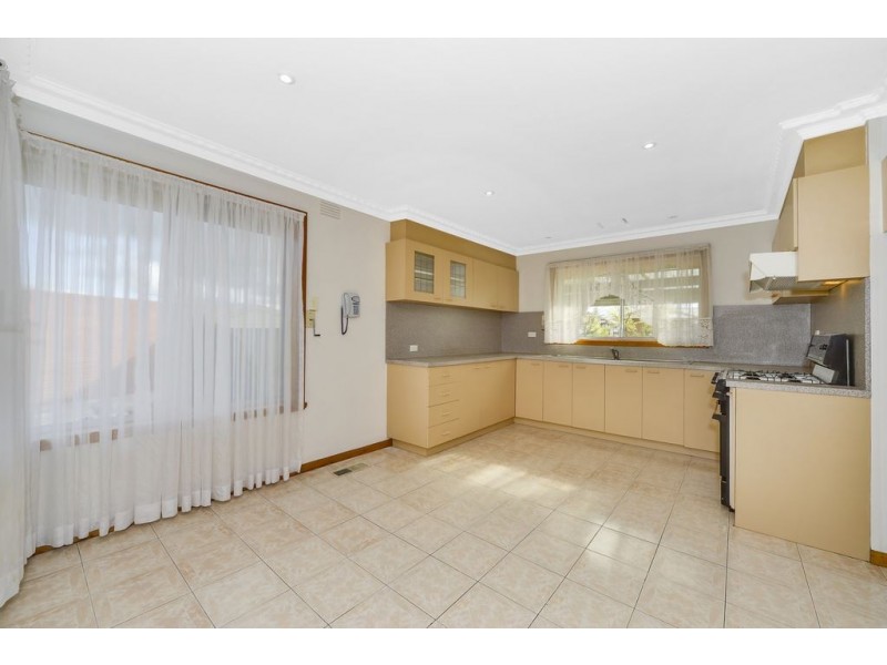 24 Cherry Court, Lalor VIC 3075