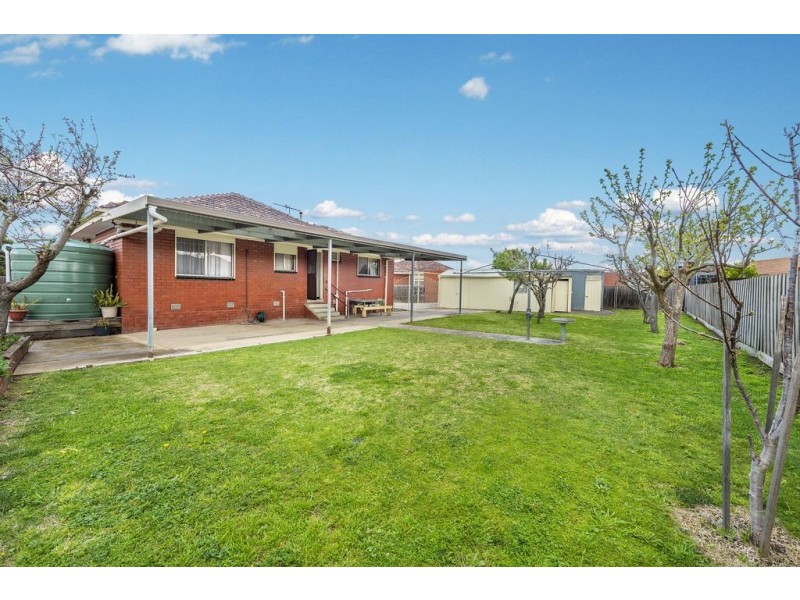 24 Cherry Court, Lalor VIC 3075
