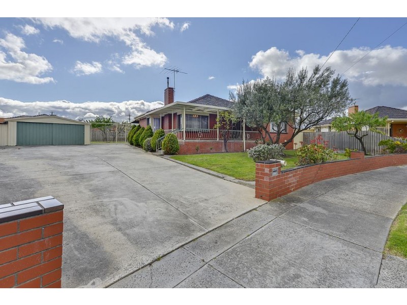 24 Cherry Court, Lalor VIC 3075