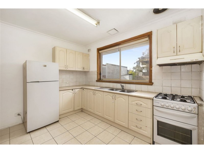 31 Curtin Avenue, Lalor VIC 3075