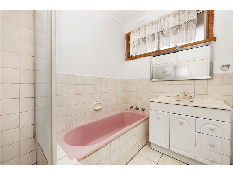 31 Curtin Avenue, Lalor VIC 3075