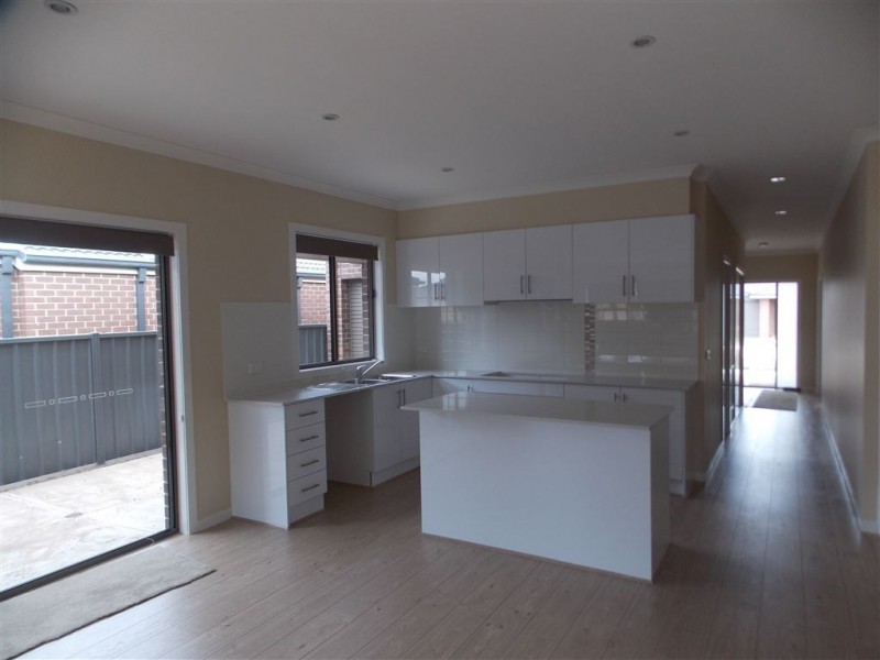 18 Meelup Rise, Epping VIC 3076