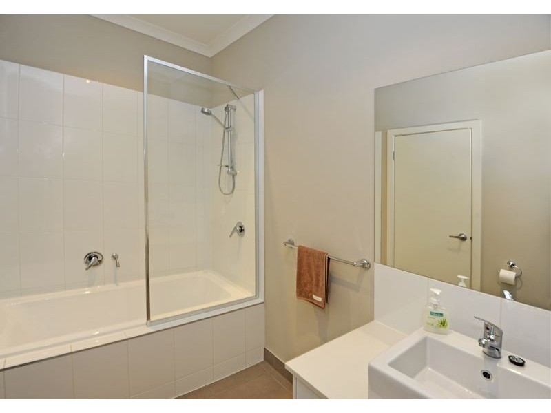 16 Ladislaw Drive, Epping VIC 3076