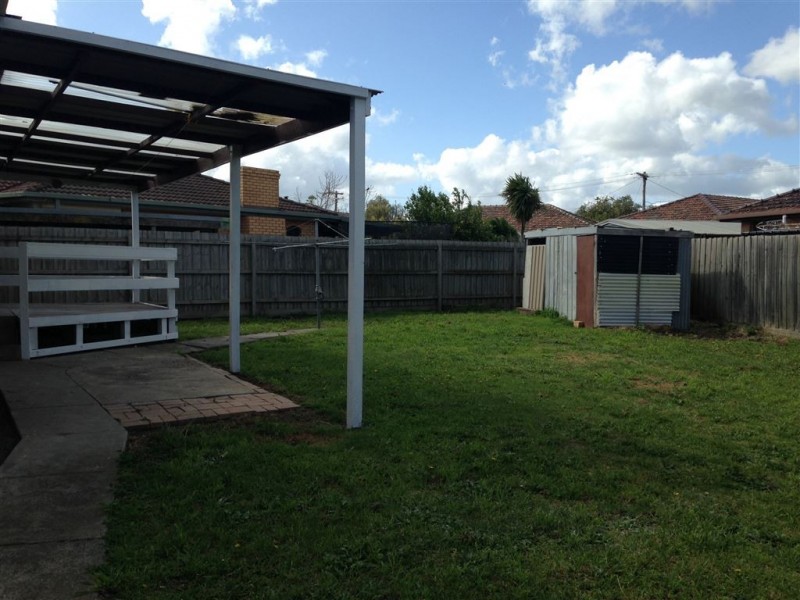 7 Dianne Court, Lalor VIC 3075