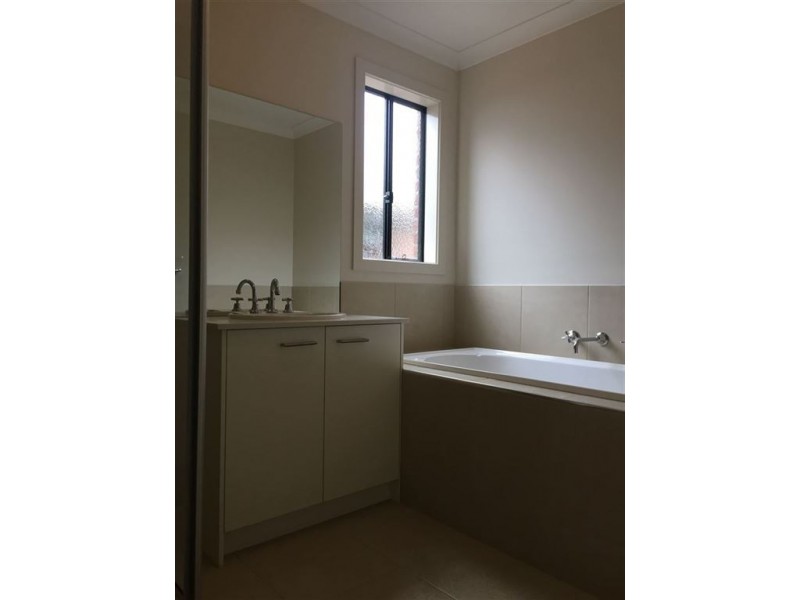 22 Recoil Drive, Doreen VIC 3754