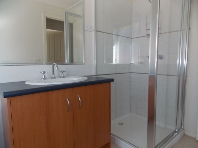 13 Cascade Crescent, Epping VIC 3076