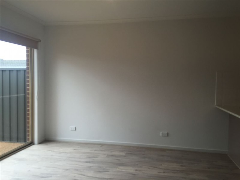 27 Topcliffe Road, Epping VIC 3076