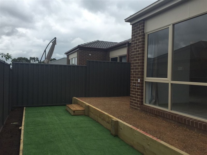27 Topcliffe Road, Epping VIC 3076