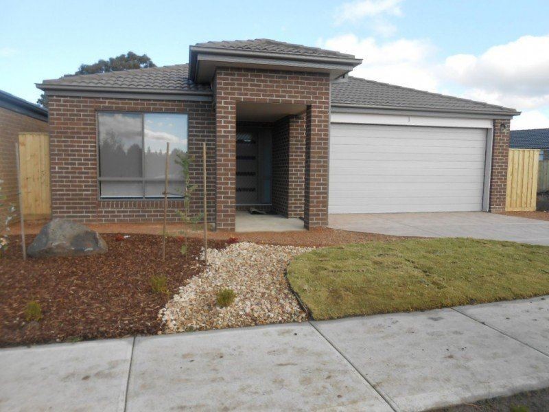 14 Cotswold Way, Mernda VIC 3754