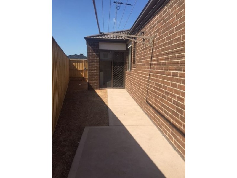 14 Cotswold Way, Mernda VIC 3754