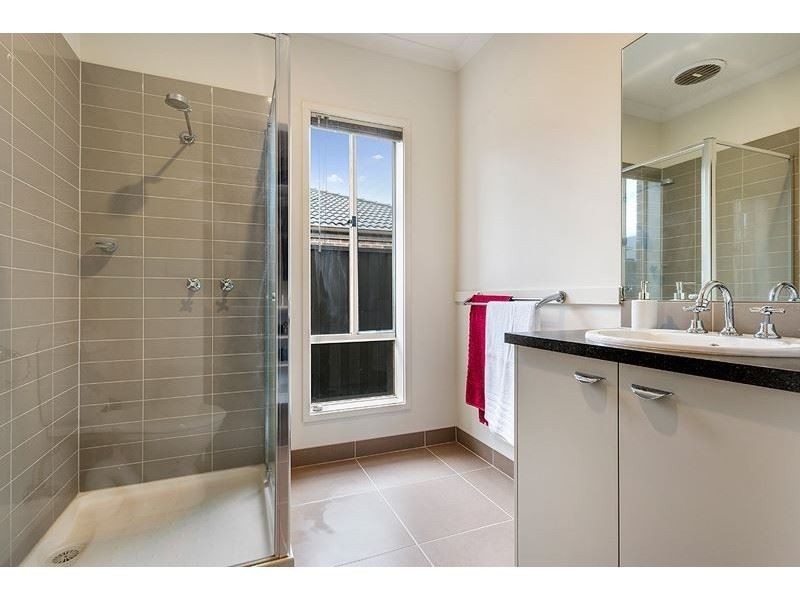 18 Potter Street, Epping VIC 3076