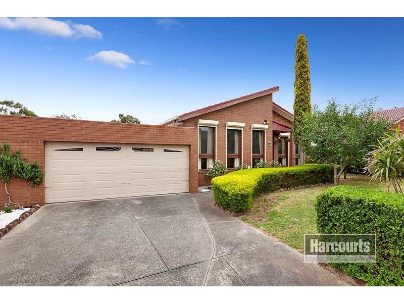 43 Buckmaster Drive, Mill Park VIC 3082