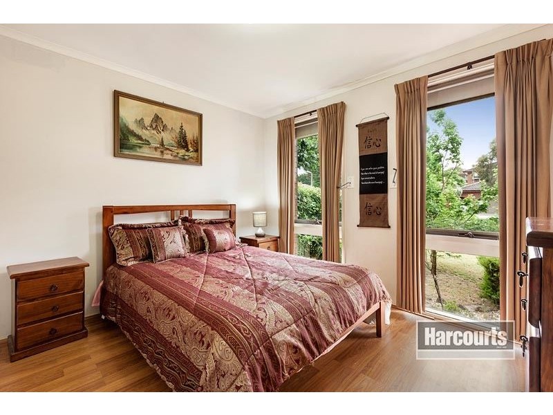 43 Buckmaster Drive, Mill Park VIC 3082