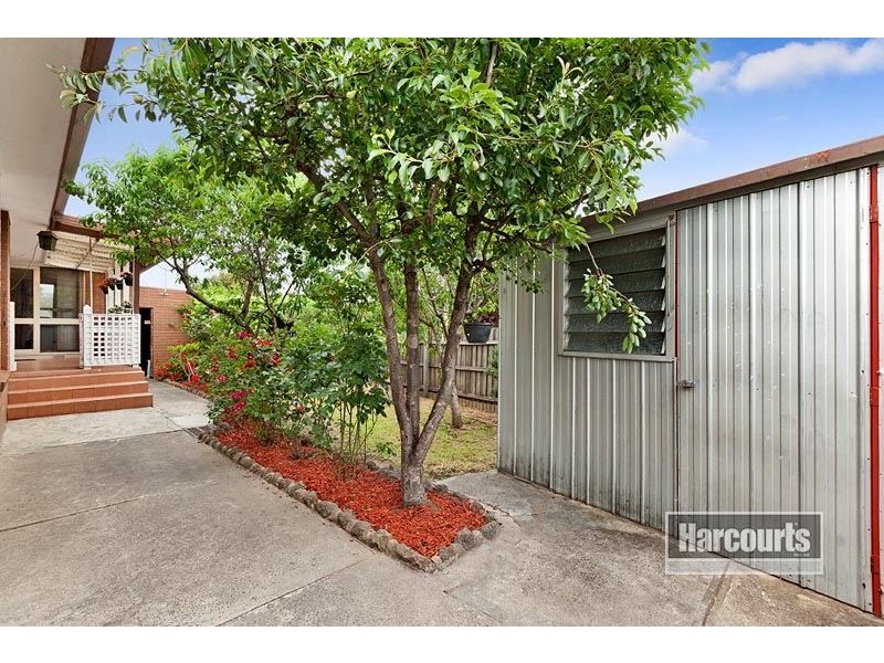 43 Buckmaster Drive, Mill Park VIC 3082