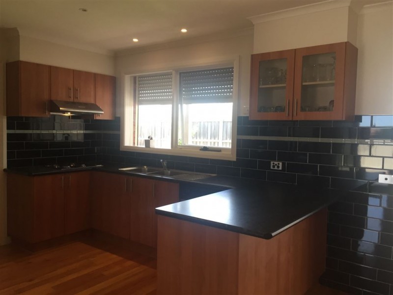 7 Dampier Court, Epping VIC 3076
