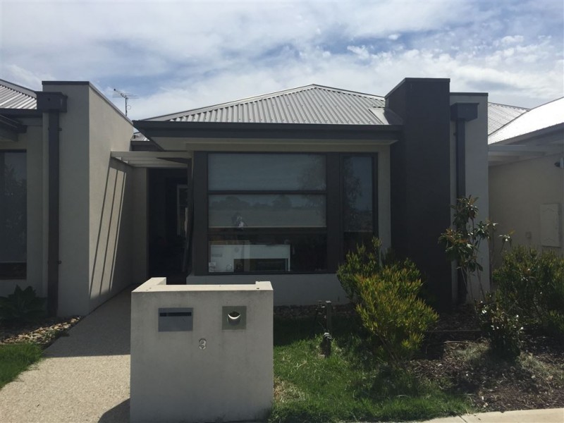 3 Rove Lane, Doreen VIC 3754