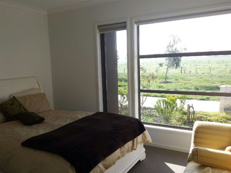 3 Rove Lane, Doreen VIC 3754