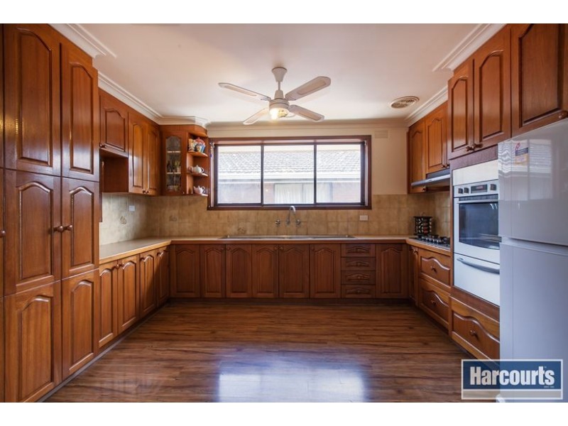 13 Columbia Road, Lalor VIC 3075