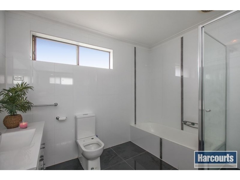 13 Columbia Road, Lalor VIC 3075