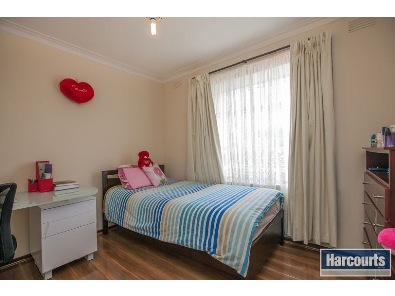 13 Columbia Road, Lalor VIC 3075