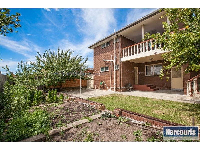 13 Columbia Road, Lalor VIC 3075